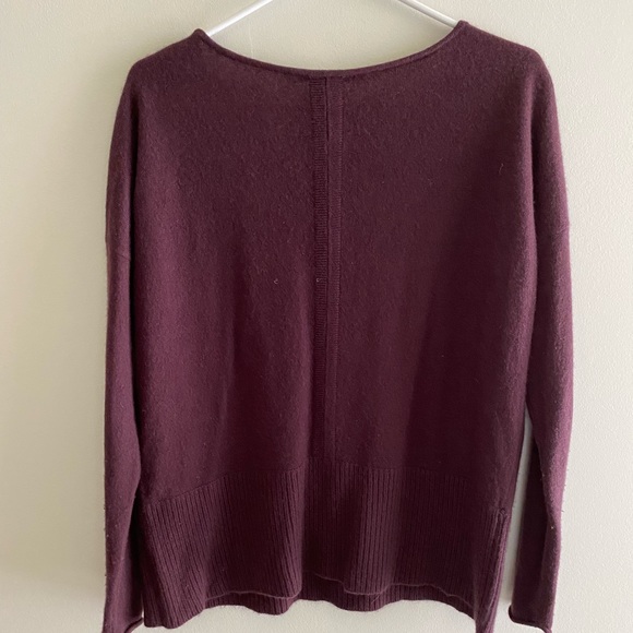 Cashmere Bateau Neckline Sweater - Size M - Picture 4 of 5
